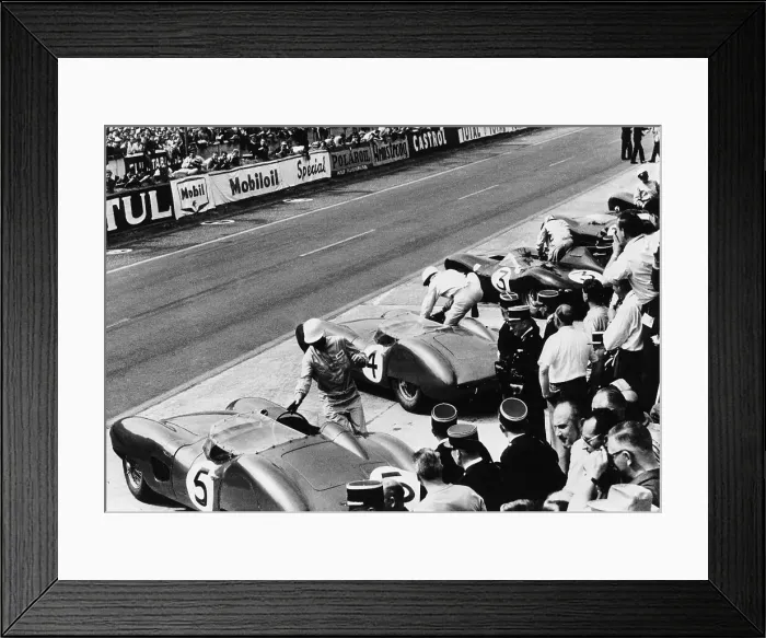 Framed Print : Start of the Le Mans 24 Hours, France, 1959 Framed Print : Start of the Le Mans 24 Hours, France, 1959