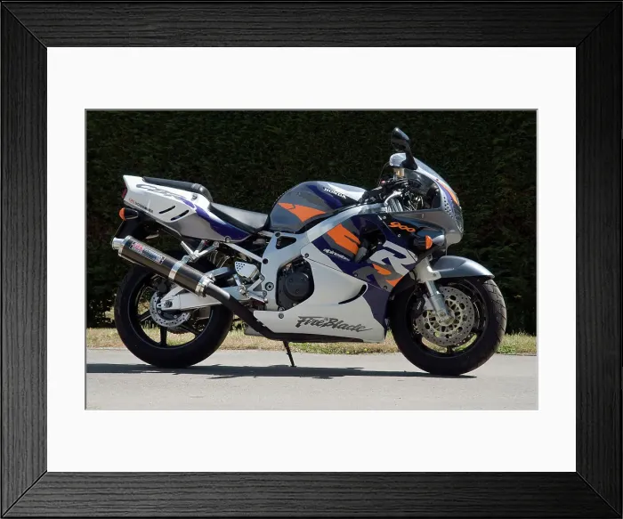 Framed Print : 1996 Honda 900 CBR Fireblade Framed Print : 1996 Honda 900 CBR Fireblade