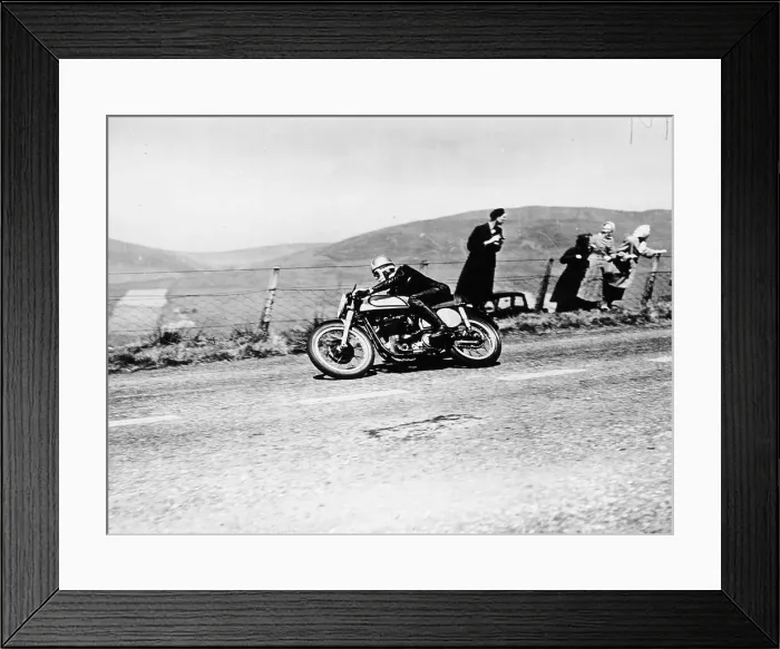 Framed Print : Isle of Man Senior TT, 1951 Framed Print : Isle of Man Senior TT, 1951