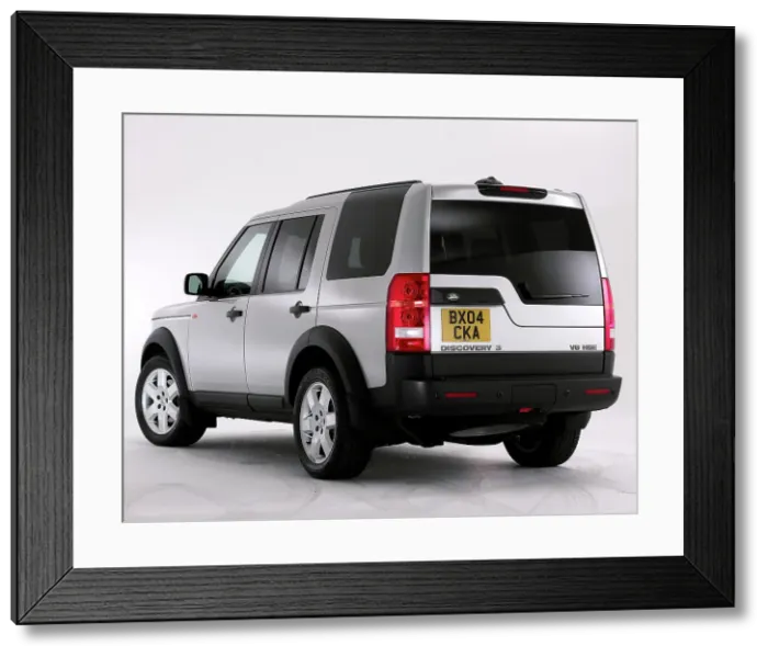 Framed Print : 2004 Landrover Discovery Framed Print : 2004 Landrover Discovery