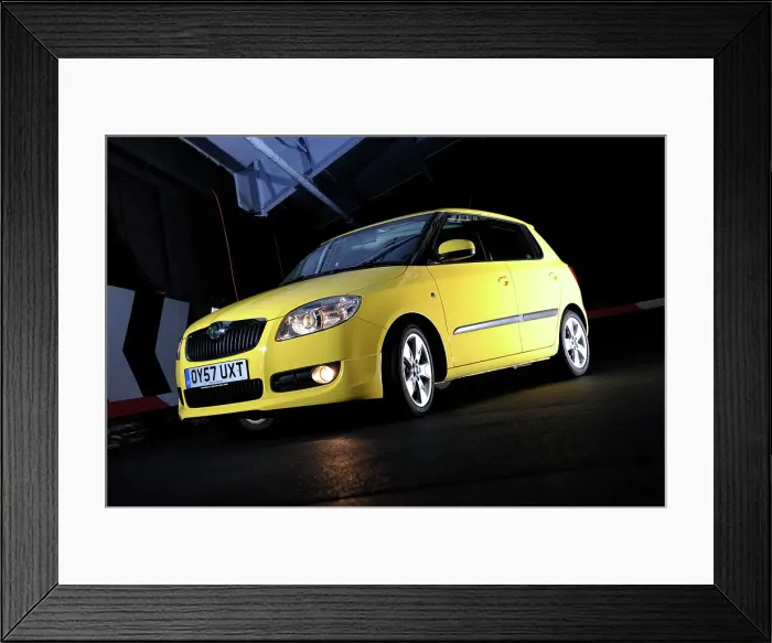 Framed Print : SKODA Fabia 2007. Artist: Simon Clay Framed Print : SKODA Fabia 2007. Artist: Simon Clay