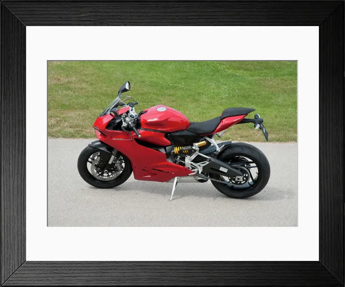 Framed Print : 2014 Ducati 899 Panigale Framed Print : 2014 Ducati 899 Panigale