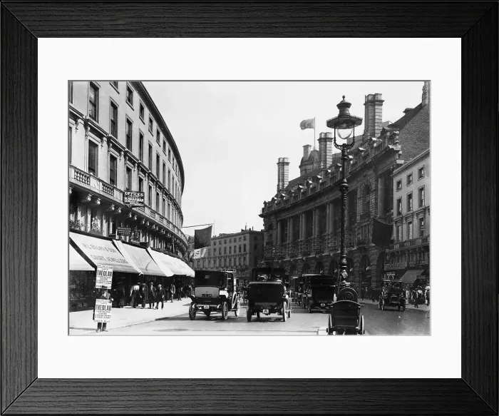 Framed Print : Traffic down Regent Street, London, 1910 Framed Print : Traffic down Regent Street, London, 1910