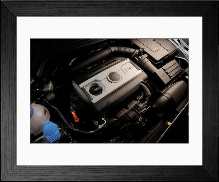 Framed Print : Skoda SUPERB 2008. Artist: Simon Clay Framed Print : Skoda SUPERB 2008. Artist: Simon Clay