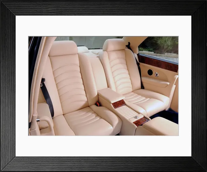 Framed Print : Bentley Continental 2001. Artist: Simon Clay Framed Print : Bentley Continental 2001. Artist: Simon Clay