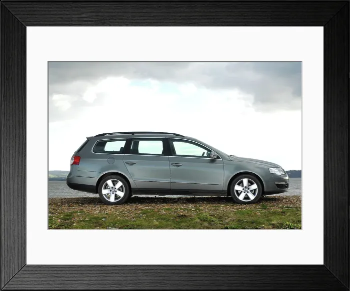 Framed Print : 2006 Volkswagen Passat 2.0 Tdi Estate Framed Print : 2006 Volkswagen Passat 2.0 Tdi Estate