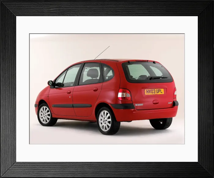 Framed Print : 2003 Renault Scenic Framed Print : 2003 Renault Scenic