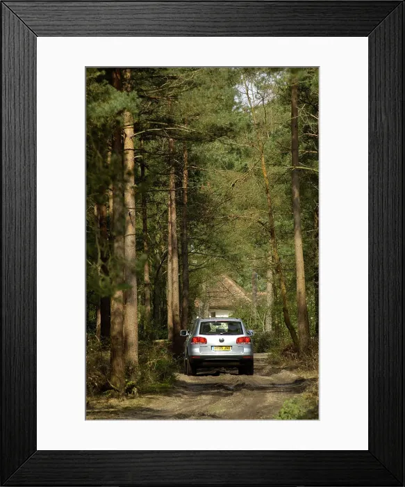 Framed Print : 2005 VW Tovareg Tdi V6 Framed Print : 2005 VW Tovareg Tdi V6