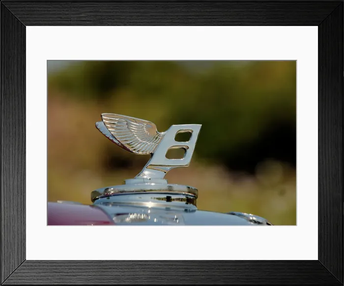 Framed Print : Bentley R type Continental 1954. Artist: Simon Clay Framed Print : Bentley R type Continental 1954. Artist: Simon Clay
