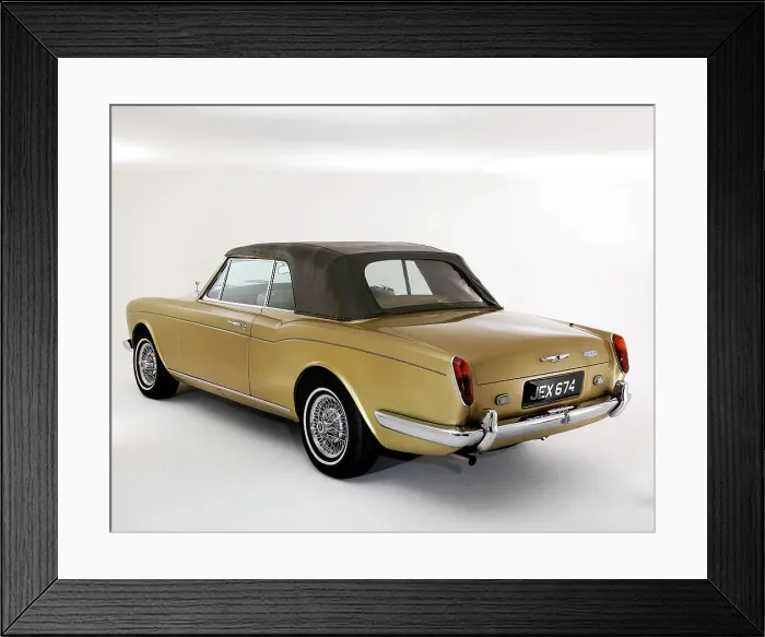 Framed Print : 1975 Rolls Royce Corniche convertible Framed Print : 1975 Rolls Royce Corniche convertible