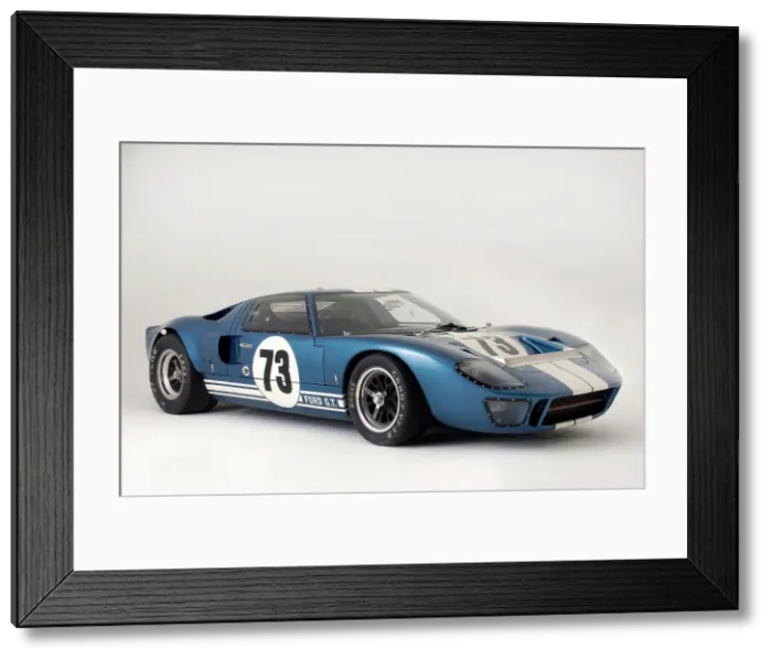 Framed Print : Ford GT40 Daytona prototype 1965. Artist: Simon Clay Framed Print : Ford GT40 Daytona prototype 1965. Artist: Simon Clay