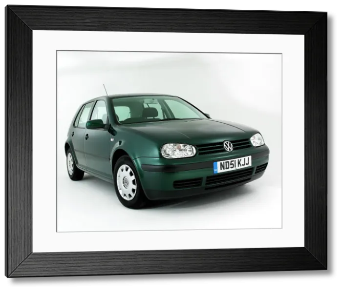 Framed Print : 2001 VW Golf 1.6 Framed Print : 2001 VW Golf 1.6