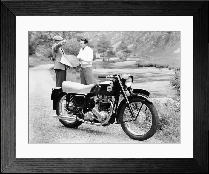 Framed Print : An Ariel Red Hunter 350cc, 1956 Framed Print : An Ariel Red Hunter 350cc, 1956