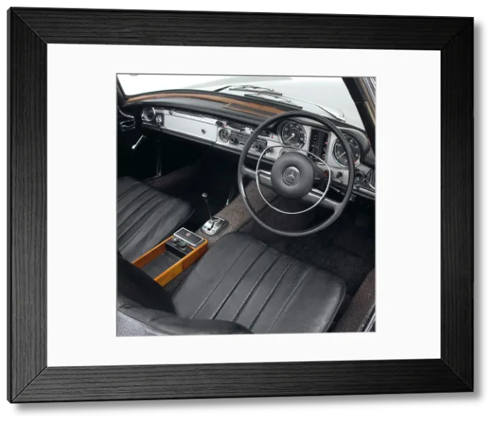 Framed Print : 1969 Mercedes Benz 280SL