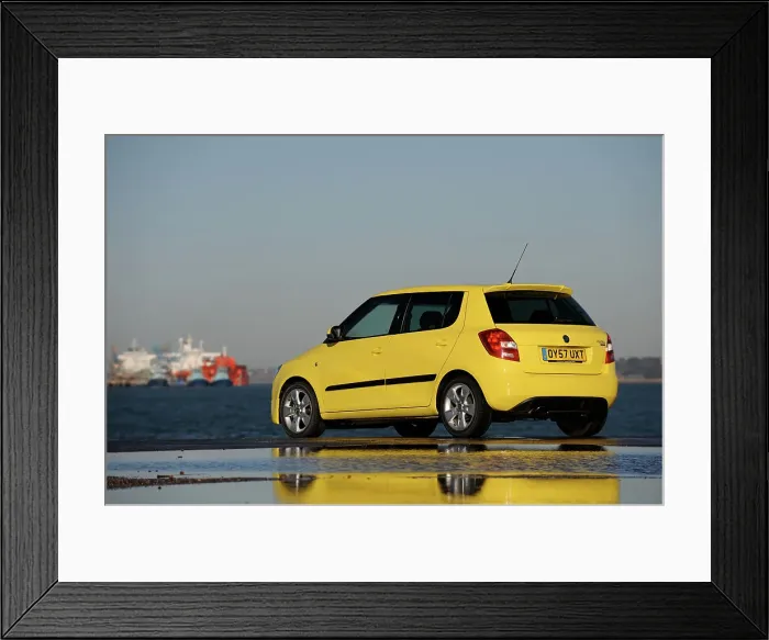 Framed Print : SKODA Fabia 2007. Artist: Simon Clay Framed Print : SKODA Fabia 2007. Artist: Simon Clay