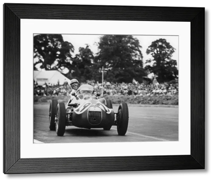 Framed Print : Peter Collins in a HWM Alta at Silverstone, Northamptonshire, 1952 Framed Print : Peter Collins in a HWM Alta at Silverstone, Northamptonshire, 1952