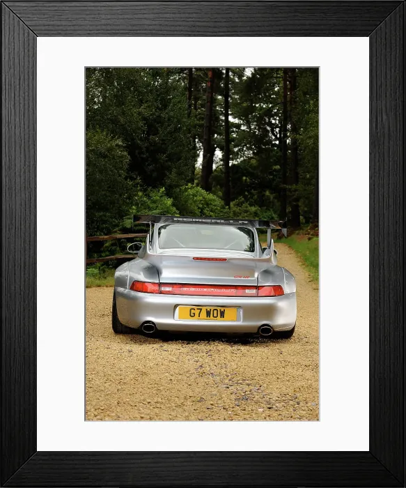 Framed Print : 2006 Porsche Gemballa 600 GTR. Artist: Simon Clay Framed Print : 2006 Porsche Gemballa 600 GTR. Artist: Simon Clay