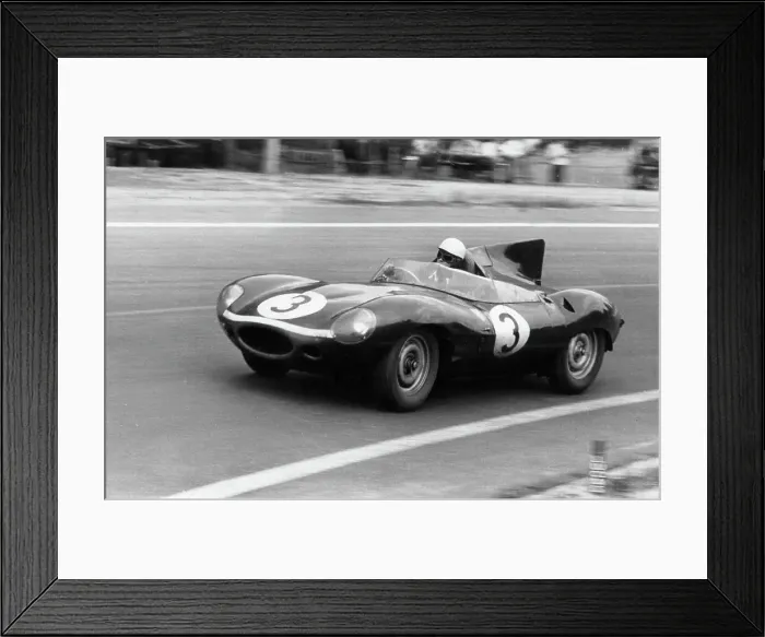 Framed Print : 1957 Jaguar D type Ecurie Ecosse, Le Mans winning car driven by Flockhart-Bueb Framed Print : 1957 Jaguar D type Ecurie Ecosse, Le Mans winning car driven by Flockhart-Bueb