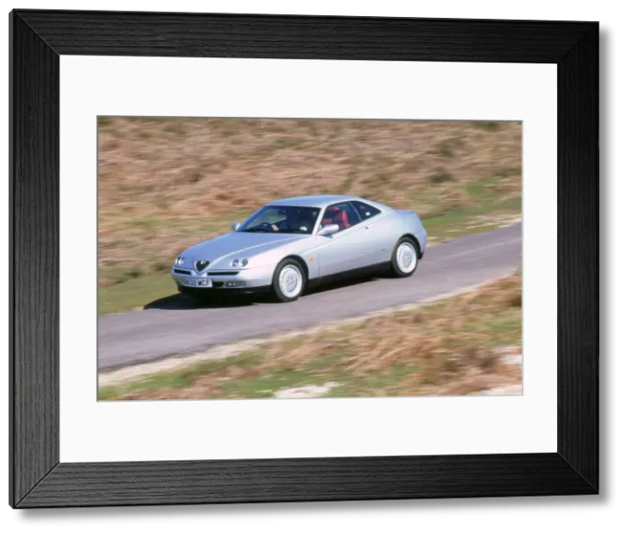 Framed Print : 1998 Alfa Romeo GTV twin spark Framed Print : 1998 Alfa Romeo GTV twin spark
