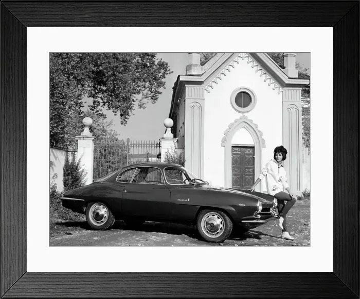 Framed Print : 1965 Alfa Romeo Giulia Sprint Speciale coupe Framed Print : 1965 Alfa Romeo Giulia Sprint Speciale coupe