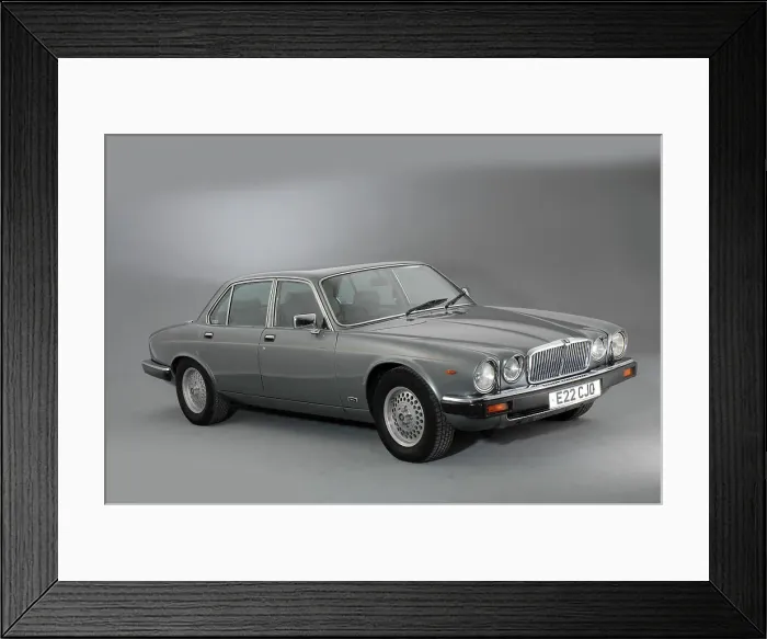 Framed Print : 1987 Jaguar XJ12 Sovereign Framed Print : 1987 Jaguar XJ12 Sovereign