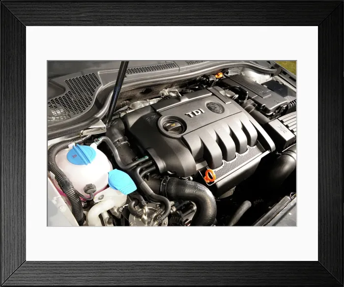 Framed Print : 2008 Skoda Superb engine