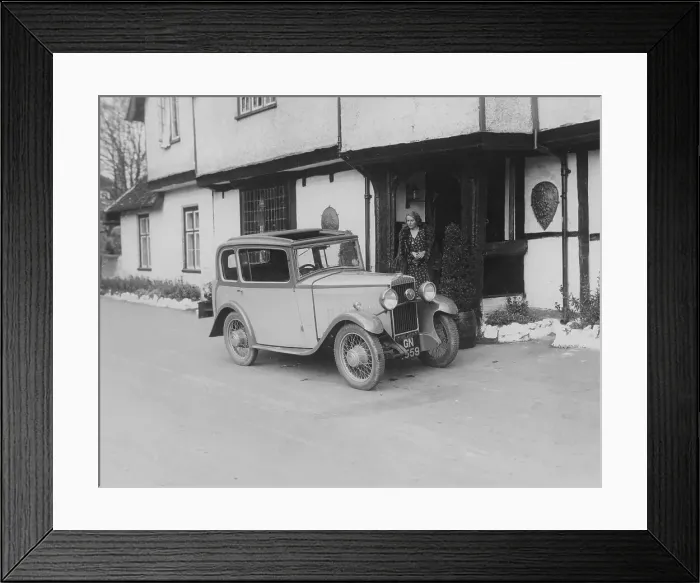 Framed Print : 1931 Triumph Scorpion outside the Bell Inn, Hurley, Berkshire, (c1931?) Framed Print : 1931 Triumph Scorpion outside the Bell Inn, Hurley, Berkshire, (c1931?)