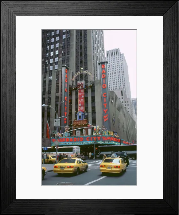 Framed Print : New York street scene, Radio City music hall Framed Print : New York street scene, Radio City music hall