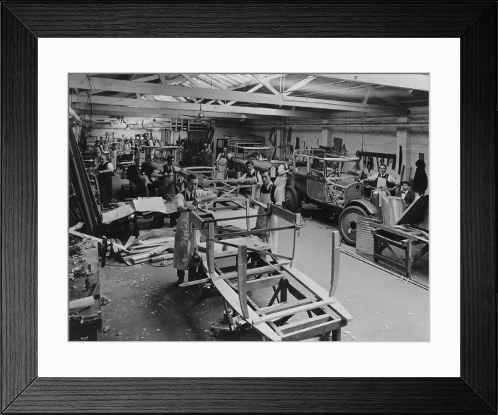 Framed Print : Arthur Mulliner's coachbuilding works, Northampton, c1923 Framed Print : Arthur Mulliner's coachbuilding works, Northampton, c1923