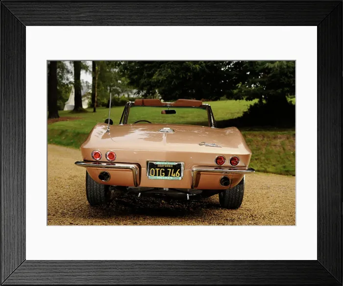 Framed Print : Chevrolet Corvette Stingray convertible 1964. Artist: Simon Clay Framed Print : Chevrolet Corvette Stingray convertible 1964. Artist: Simon Clay