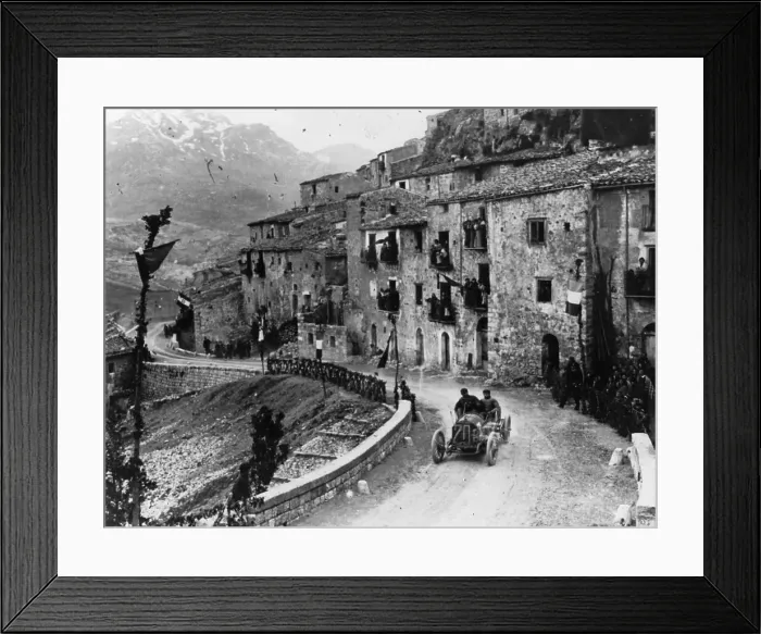 Framed Print : Felice Nazzaro driving through Pettralia Sottana in a Fiat, in the Targa Florio race, Sicily, 1907 Framed Print : Felice Nazzaro driving through Pettralia Sottana in a Fiat, in the Targa Florio race, Sicily, 1907