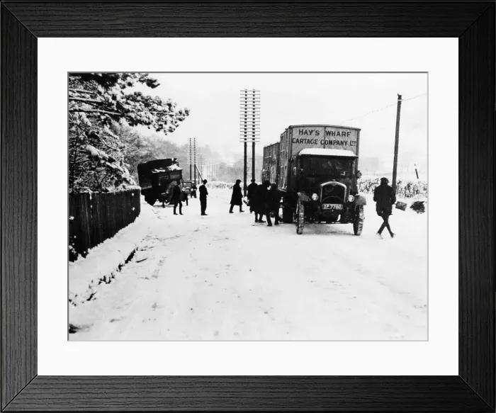 Framed Print : A Hay's Wharf Cartage Company Ltd van along a snowy A30, near Basingstoke, Hampshire, 1920s Framed Print : A Hay's Wharf Cartage Company Ltd van along a snowy A30, near Basingstoke, Hampshire, 1920s