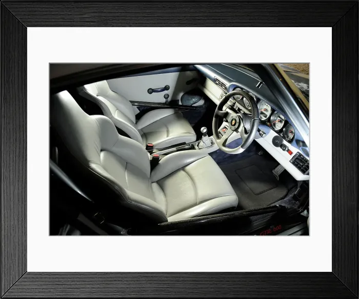 Framed Print : 2006 Porsche Gemballa 600 GTR. Artist: Simon Clay Framed Print : 2006 Porsche Gemballa 600 GTR. Artist: Simon Clay