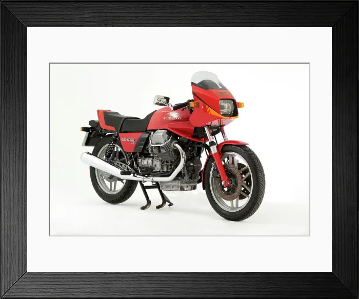 Framed Print : 1984 Moto Guzzi 850 Le Mans Framed Print : 1984 Moto Guzzi 850 Le Mans