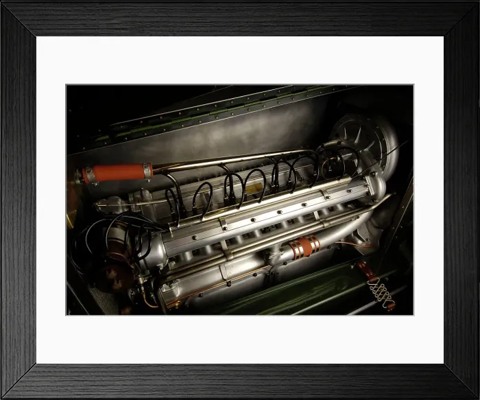 Framed Print : MILLER 122 supercharged 1923. Artist: Simon Clay Framed Print : MILLER 122 supercharged 1923. Artist: Simon Clay