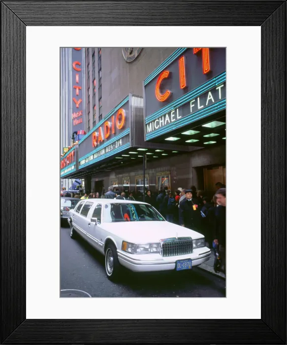 Framed Print : Stretch Limousine in New York Framed Print : Stretch Limousine in New York