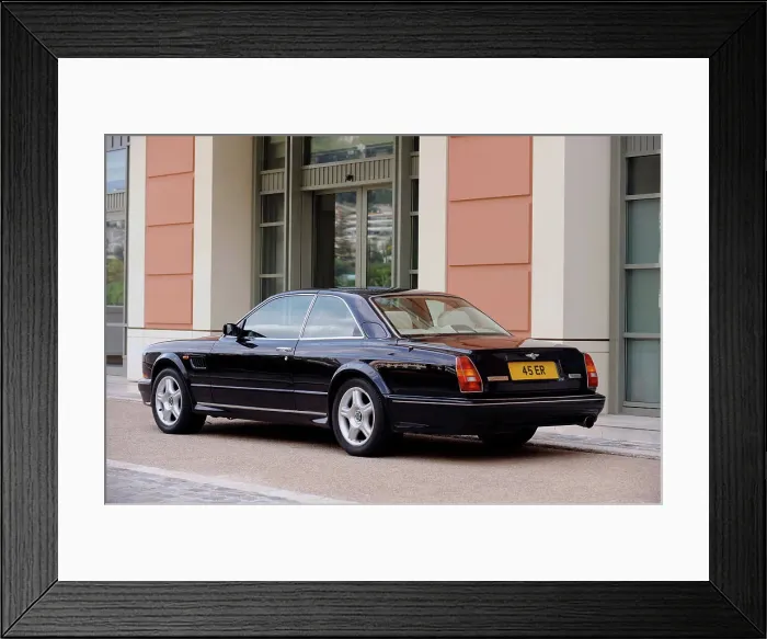 Framed Print : Bentley Continental 2001. Artist: Simon Clay Framed Print : Bentley Continental 2001. Artist: Simon Clay