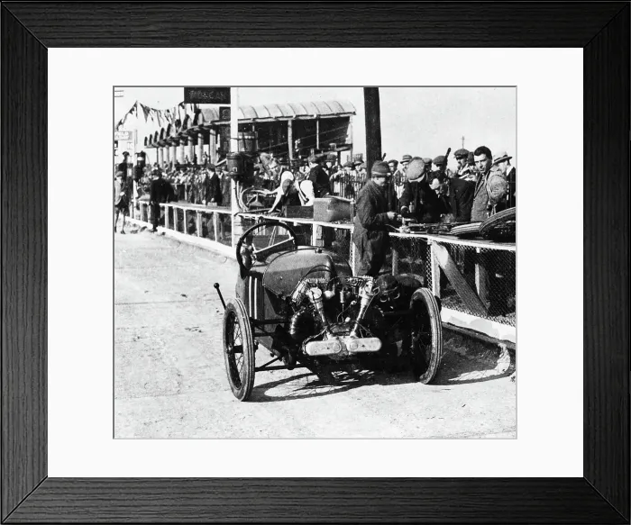 Framed Print : Morgan Anzani engine, Douglas Hawkes at Brooklands 1922 Framed Print : Morgan Anzani engine, Douglas Hawkes at Brooklands 1922