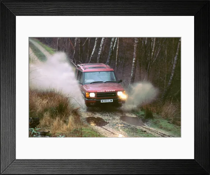 Framed Print : 2000 Land Rover Discovery TD5 Framed Print : 2000 Land Rover Discovery TD5