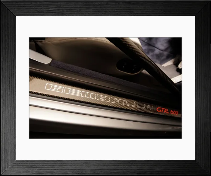 Framed Print : 2006 Porsche Gemballa 600 GTR. Artist: Simon Clay Framed Print : 2006 Porsche Gemballa 600 GTR. Artist: Simon Clay