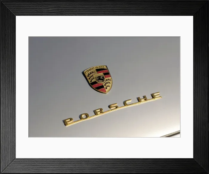 Framed Print : 1956 Porsche Spyder - James Dean replica. Artist: Simon Clay Framed Print : 1956 Porsche Spyder - James Dean replica. Artist: Simon Clay