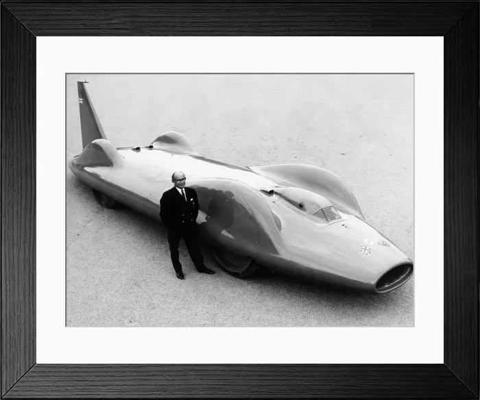 Framed Print : Leo Villa with the 1964 Bluebird, (c1964?) Framed Print : Leo Villa with the 1964 Bluebird, (c1964?)