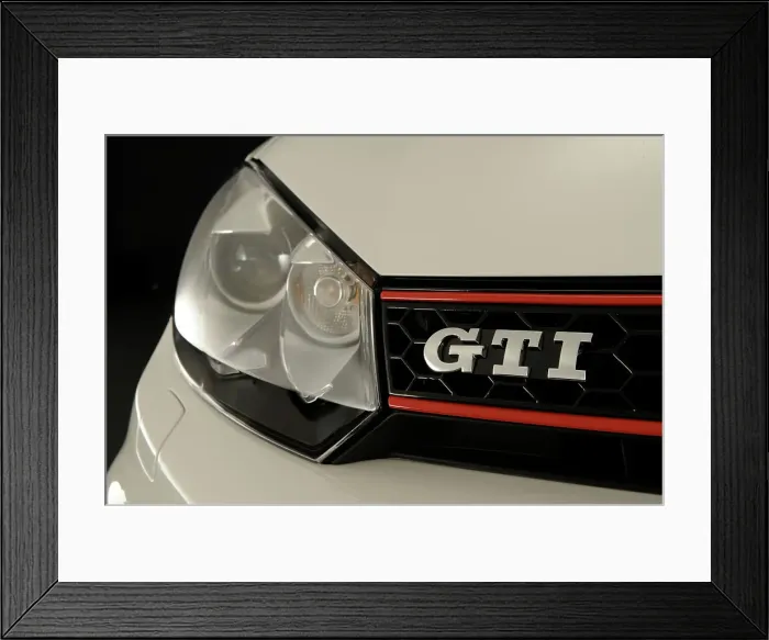 Framed Print : VW Golf GTI mk 6 2008. Artist: Simon Clay Framed Print : VW Golf GTI mk 6 2008. Artist: Simon Clay