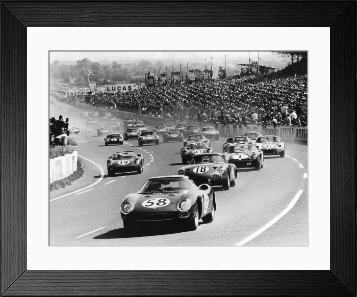 Framed Print : Start of the Le Mans 24 Hours, France, 1964 Framed Print : Start of the Le Mans 24 Hours, France, 1964