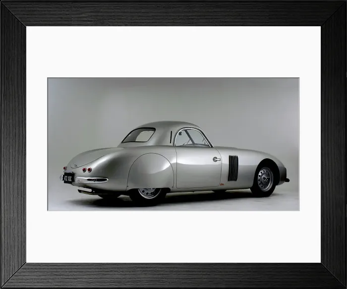 Framed Print : BMW Veritas 1949. Artist: Simon Clay Framed Print : BMW Veritas 1949. Artist: Simon Clay