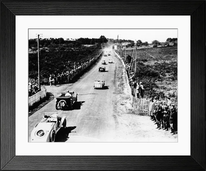 Framed Print : Le Mans 24 Hour race, soon after the start, France, 1928 Framed Print : Le Mans 24 Hour race, soon after the start, France, 1928