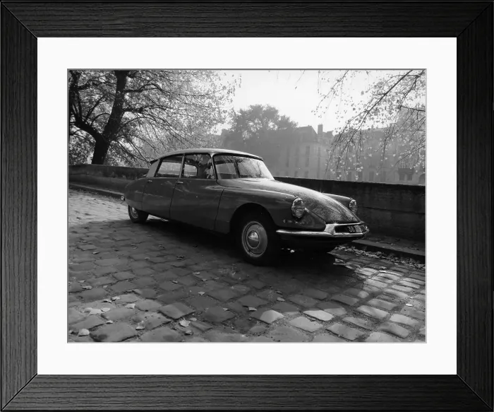 Framed Print : 1961 Citroen ID 19, (c1961?) Framed Print : 1961 Citroen ID 19, (c1961?)