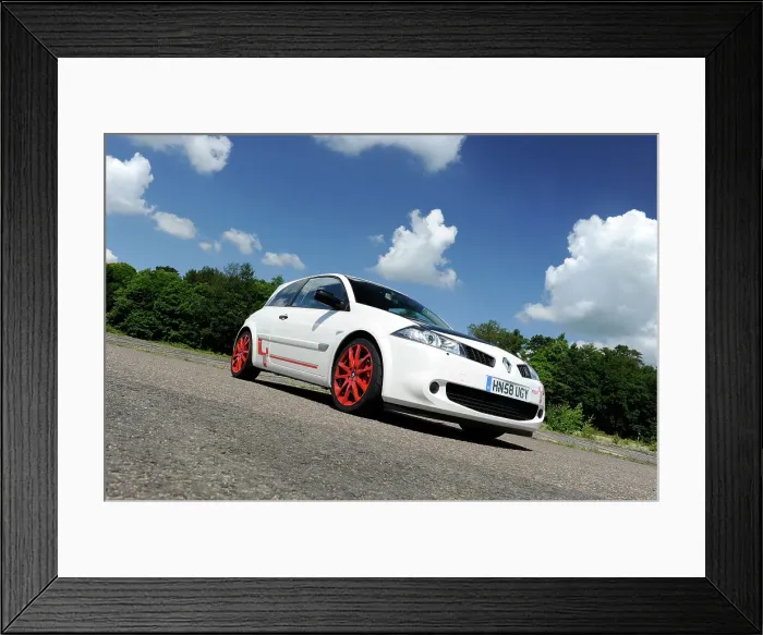 Framed Print : Renault Megane Sport R26R 2009. Artist: Simon Clay Framed Print : Renault Megane Sport R26R 2009. Artist: Simon Clay
