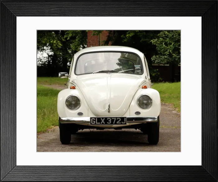 Framed Print : 1971 Volkswagen Beetle Framed Print : 1971 Volkswagen Beetle