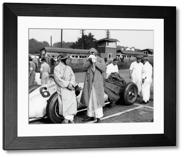 Framed Print : Von Brauchitsch with a 3 litre Mercedes Benz at the Donington Grand Prix, 1938 Framed Print : Von Brauchitsch with a 3 litre Mercedes Benz at the Donington Grand Prix, 1938